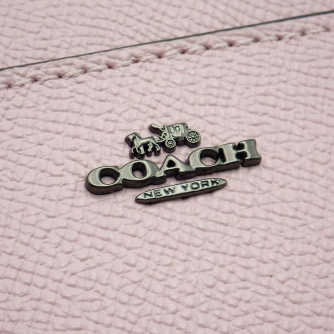 COACH(コーチ)の美品☆箱付き☆coach 定期入れ 小銭入れ付 チェーン付き スモーキーベージュ レディースのファッション小物(名刺入れ/定期入れ)の商品写真