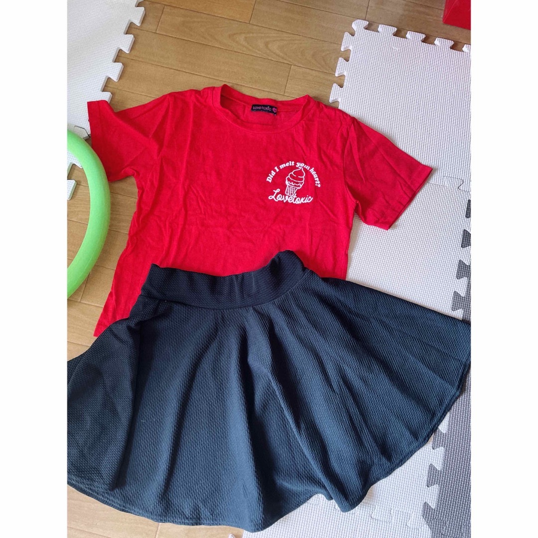 lovetoxic(ラブトキシック)のラブトキシックTシャツ&スカート キッズ/ベビー/マタニティのキッズ服女の子用(90cm~)(Tシャツ/カットソー)の商品写真