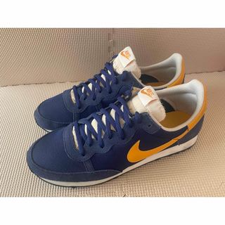 新品 即完売 NIKE CHALLEGER UNC カレッジカラー