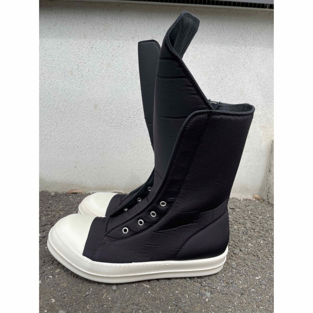 DRKSHDW(ダークシャドウ)のrickowens DRKSHDW リックオウエンスダークシャドウラモーンズ メンズの靴/シューズ(スニーカー)の商品写真