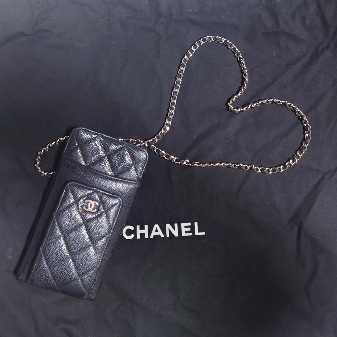 CHANEL❤️フォンケース