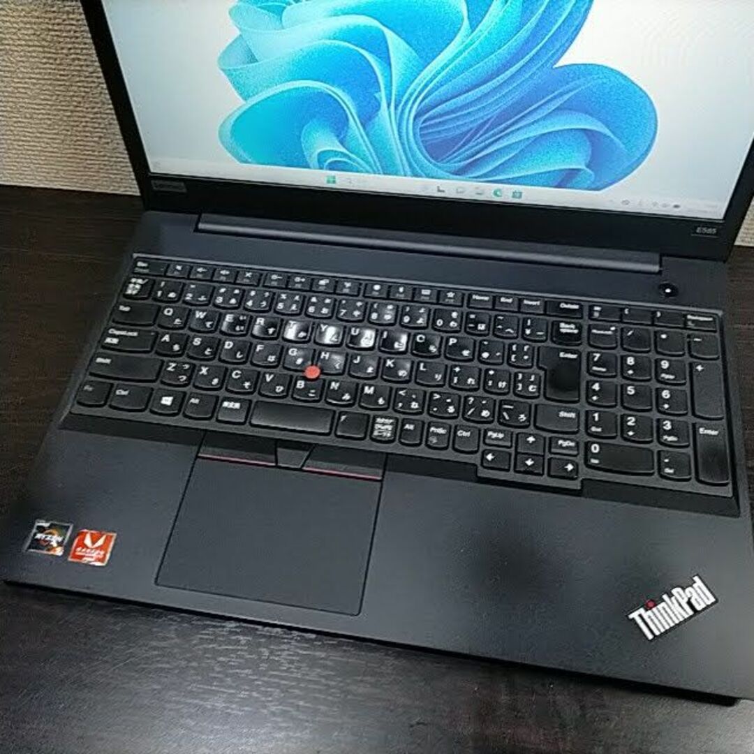 (M1025)  lenovo ThinkPad E585 / Ryzen 5