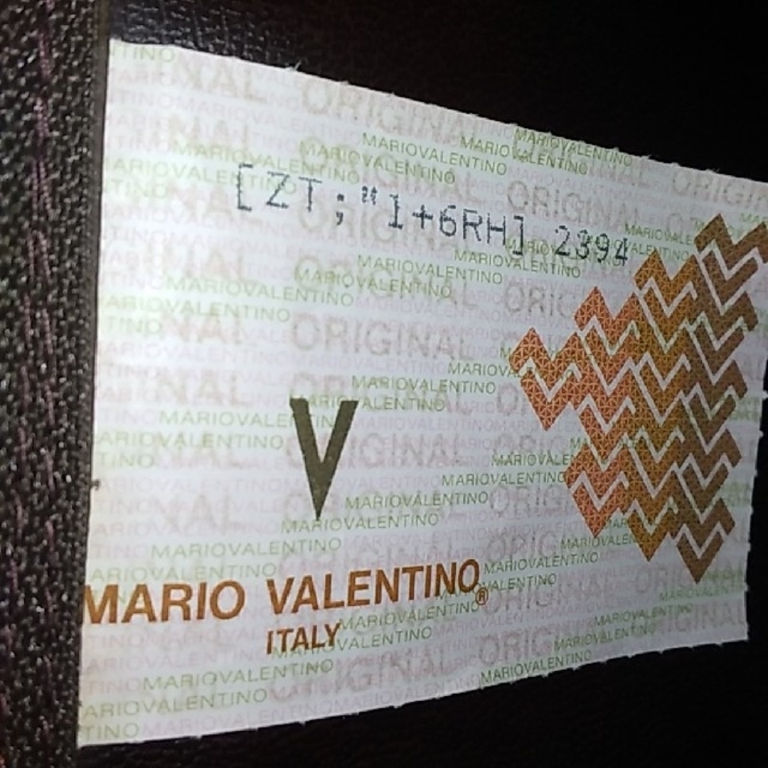MARIO VALENTINO(マリオバレンチノ)のバレンチノセカンドバッグ　VALENTINO メンズのバッグ(セカンドバッグ/クラッチバッグ)の商品写真