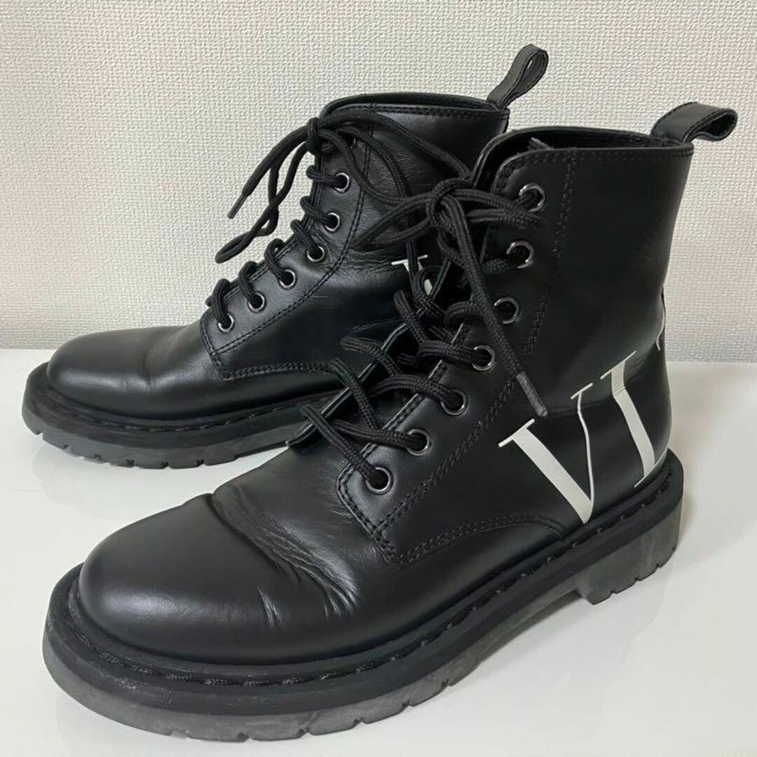 【美品】ヴァレンティノ　ブーツ　ロゴ　VLTN | フリマアプリ ラクマ