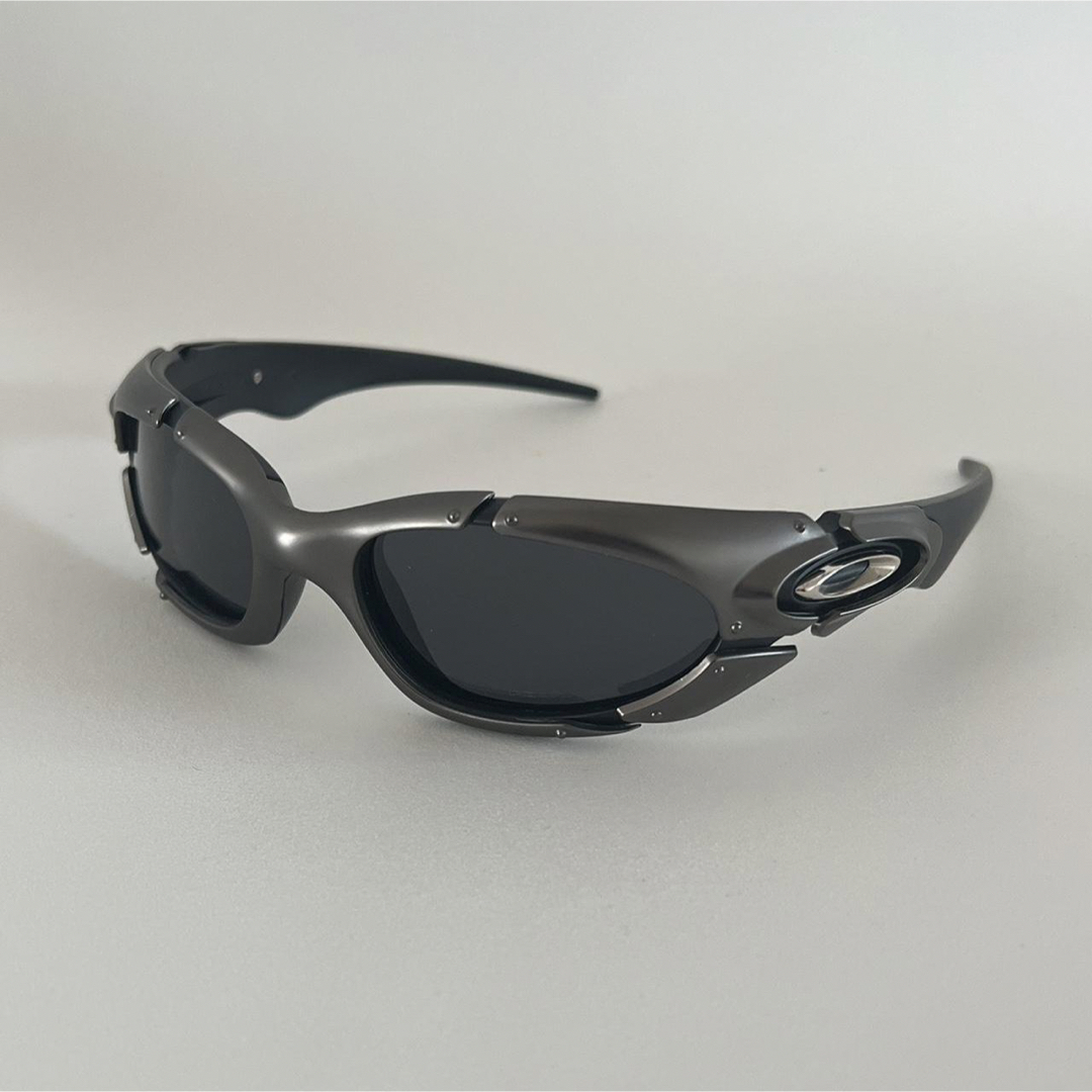 Oakley - 新品 OAKLEY プレート ブラック シルバー グレーの通販 by