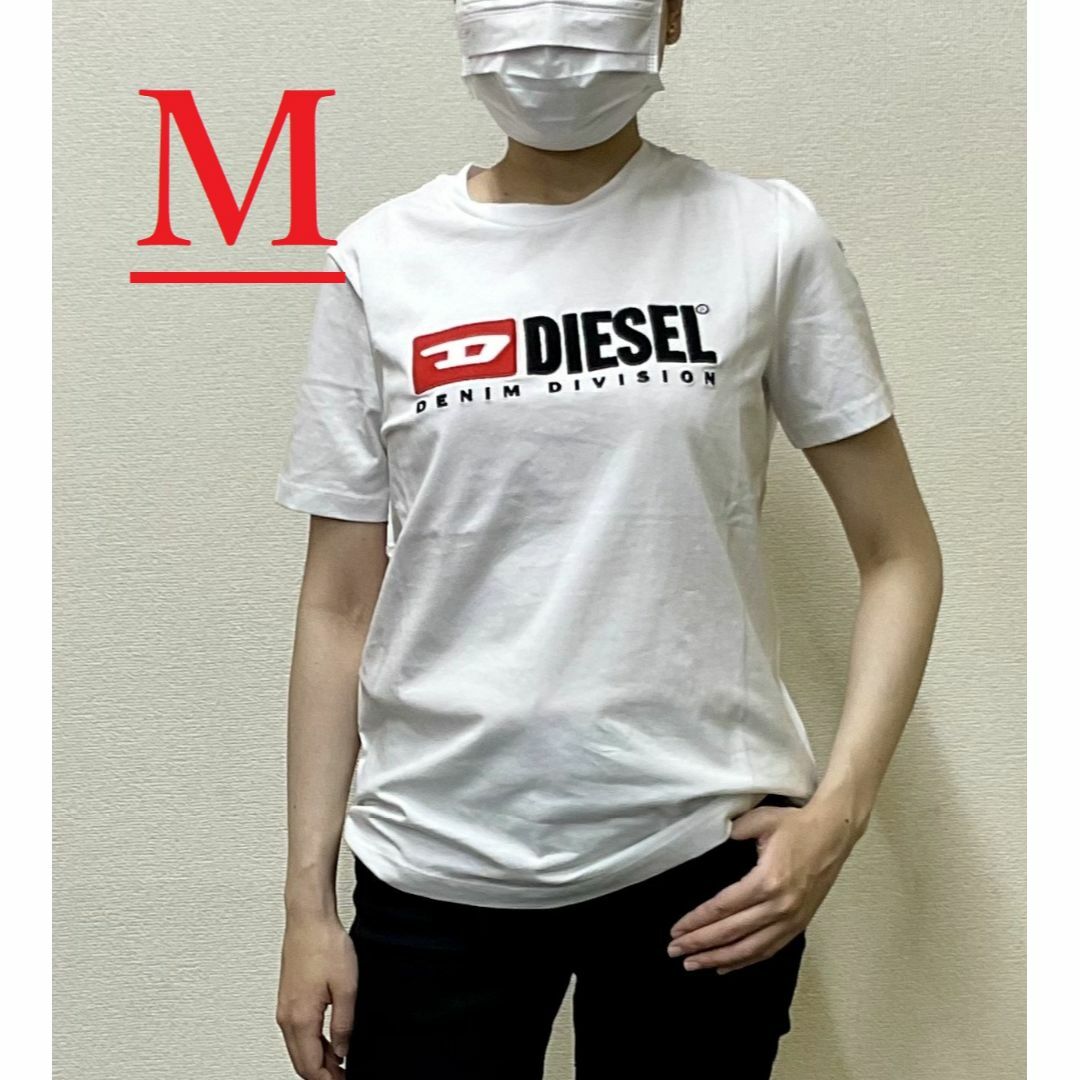 DIESEL(ディーゼル)のディーゼル　レディース　Tシャツ 20B23　M　ホワイト　新品　A05033 レディースのトップス(Tシャツ(半袖/袖なし))の商品写真