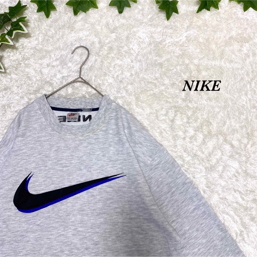 NIKE ナイキ　刺繍　ワンポイト　激レア　スウォッシュ　スウェット　薄手スウェット