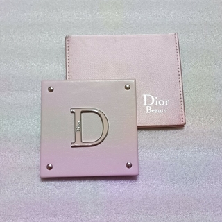 ディオール(Dior)の新品🌟女性なら１つは持っておきたいハイブランド小物❗可愛いピンクの折り畳ミラー(ミラー)