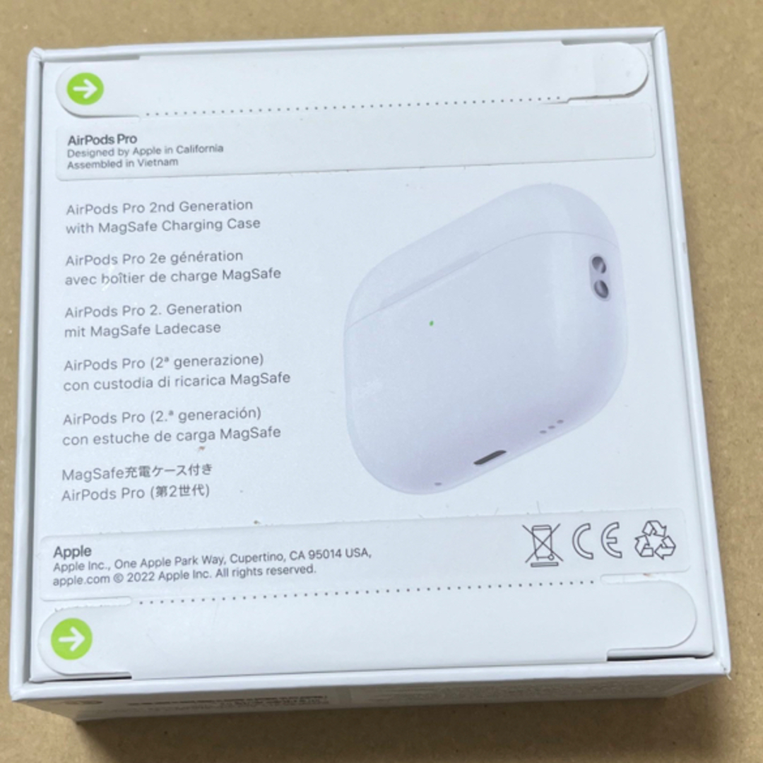 Apple(アップル)のApple AirPods Pro 第2世代 エアポッズプロ MQD83AM/A スマホ/家電/カメラのオーディオ機器(ヘッドフォン/イヤフォン)の商品写真