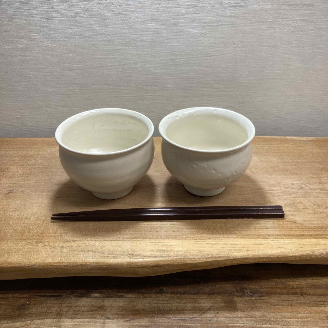 新品　陶器　陶芸作家　オフホワイトの冷茶カップ2個 インテリア/住まい/日用品のキッチン/食器(食器)の商品写真