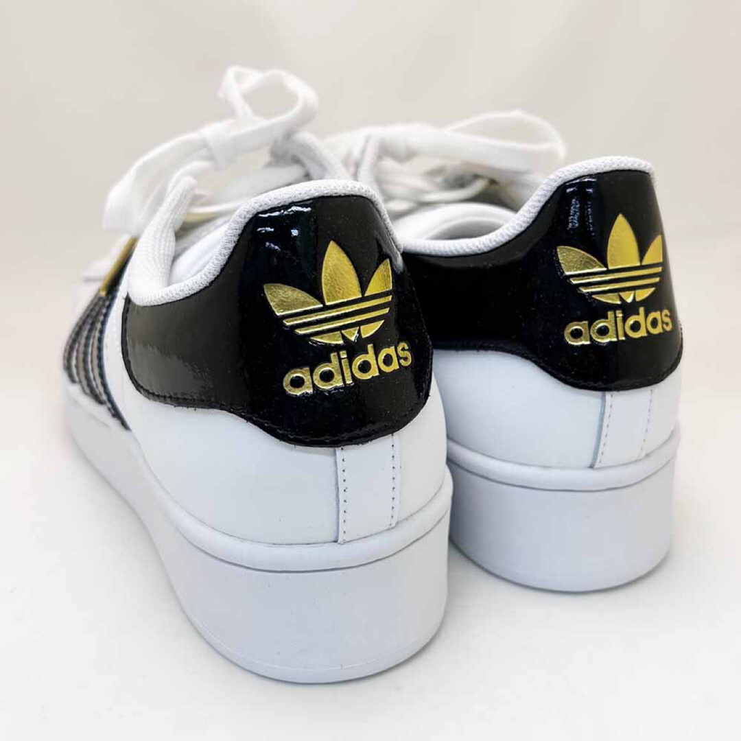 adidas(アディダス)の新品 adidas 厚底スニーカー SUPERSTAR BOLD 26.0cm レディースの靴/シューズ(スニーカー)の商品写真