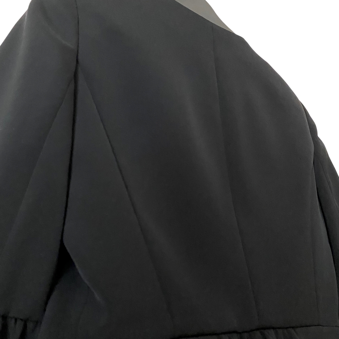 TO BE CHIC(トゥービーシック)のﾄｩｰﾋﾞｰｼｯｸ　フォーマル　ボレロジャケット　極美品　黒　40 レディースのジャケット/アウター(ノーカラージャケット)の商品写真