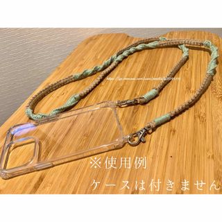 週末価格！ストラップ スマホ マクラメ編み ハンドメイド(キーホルダー/ストラップ)