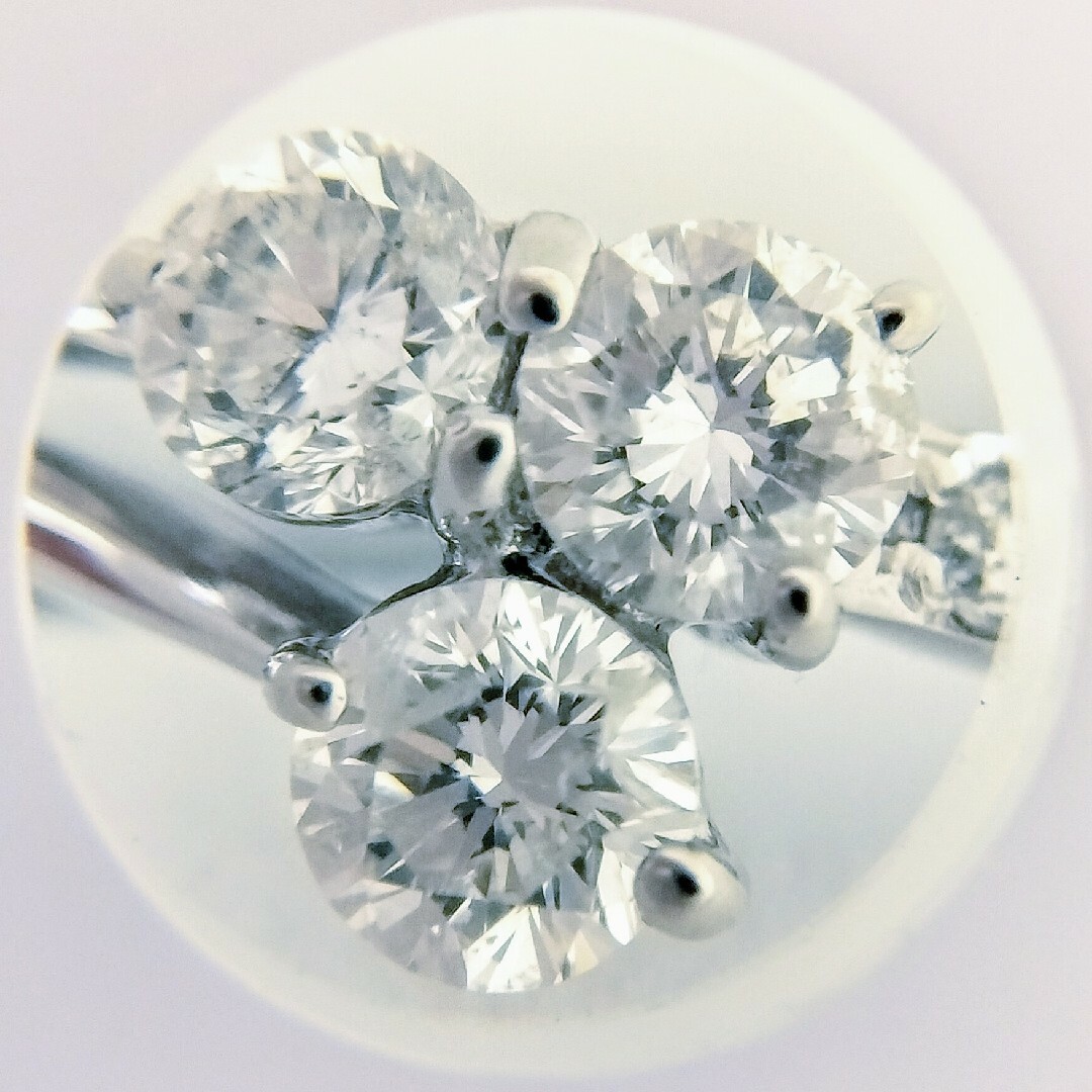 トリロジー ダイヤモンド ウェーブ リング K18WG 1.00ct 3.7g