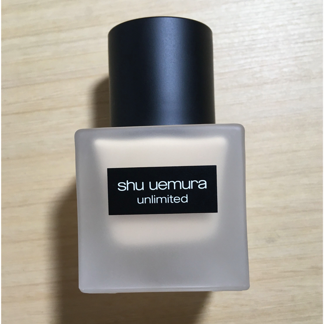 shu uemura(シュウウエムラ)のアンリミテッド ラスティング フルイド 774  コスメ/美容のベースメイク/化粧品(ファンデーション)の商品写真