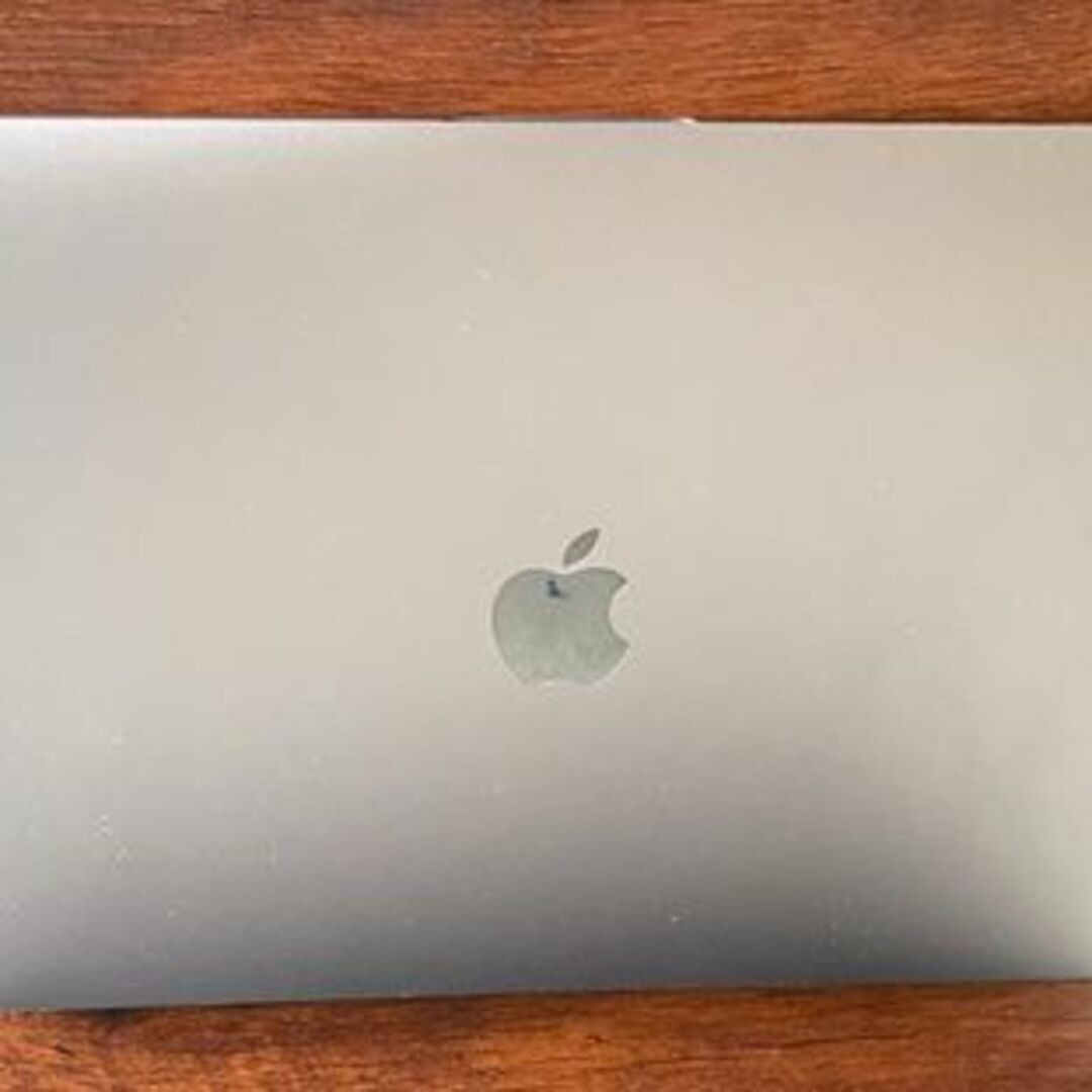 Apple(アップル)のMacBook pro 2017 Core i7 スマホ/家電/カメラのPC/タブレット(ノートPC)の商品写真