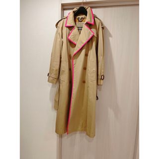 ★バーバリー Burberry ピンク パイピング トレンチコート 4★