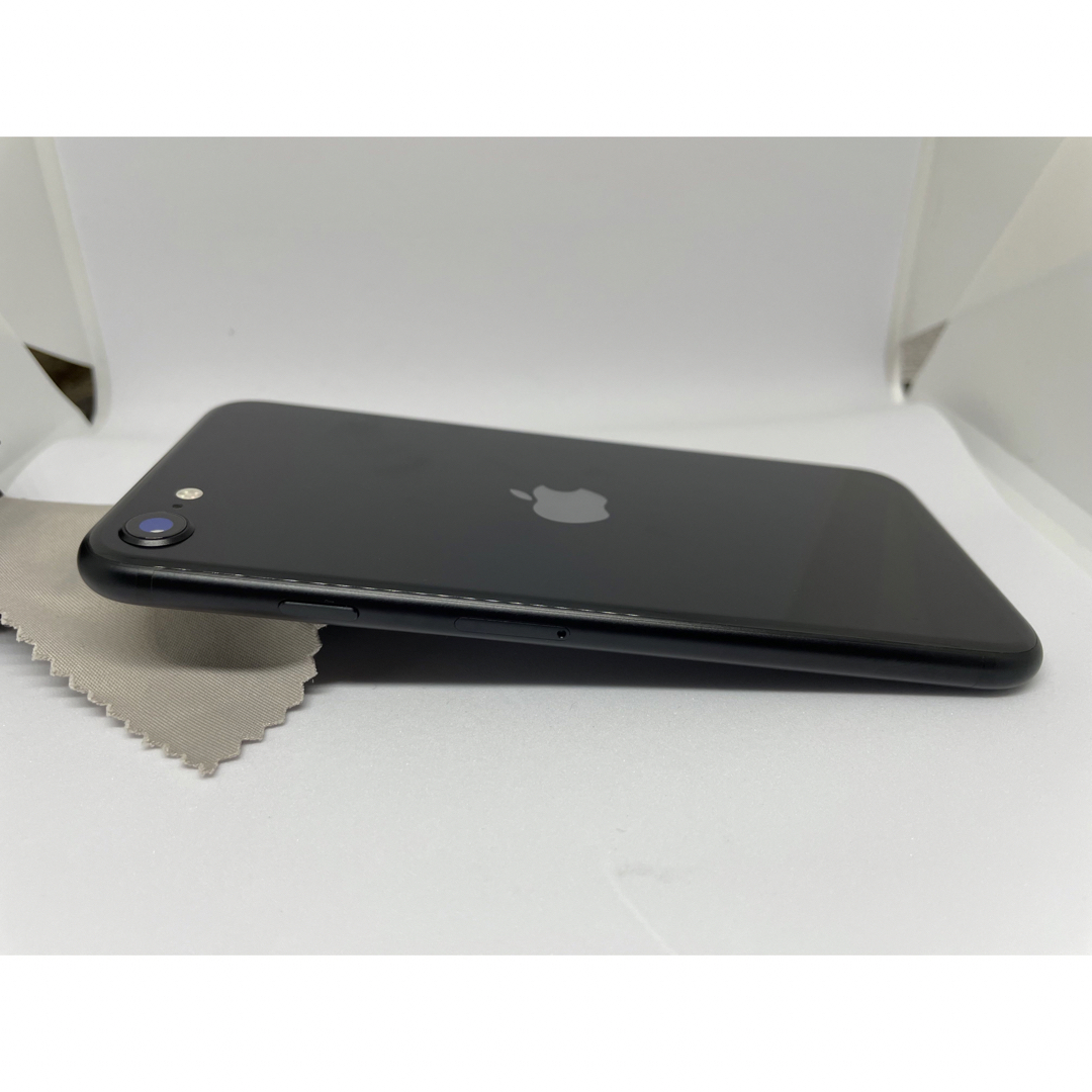 iPhone SE 第2世代 (SE2) ブラック 64 GB SIMフリー