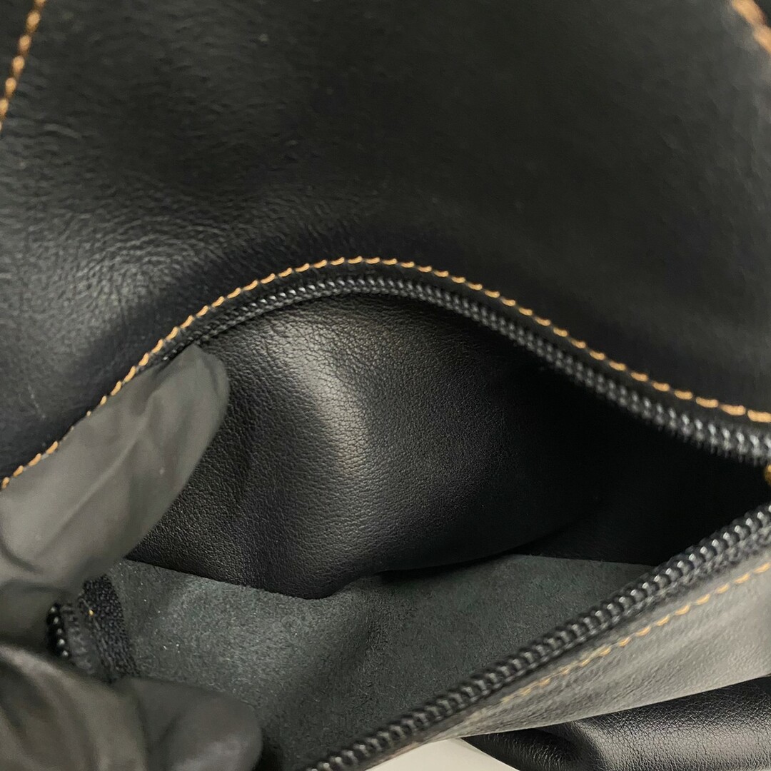 極 美品 希少品 LOEWE ロエベ アナグラム ロゴ 金具 レザー 本革 リュックサック デイバッグ バッグパック ブラック 黒 96706