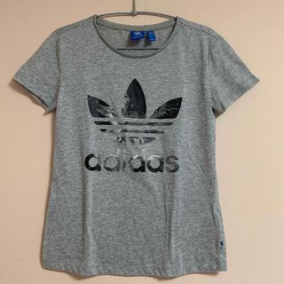 アディダス(adidas)のadidas Tシャツ　グレー(Tシャツ(半袖/袖なし))