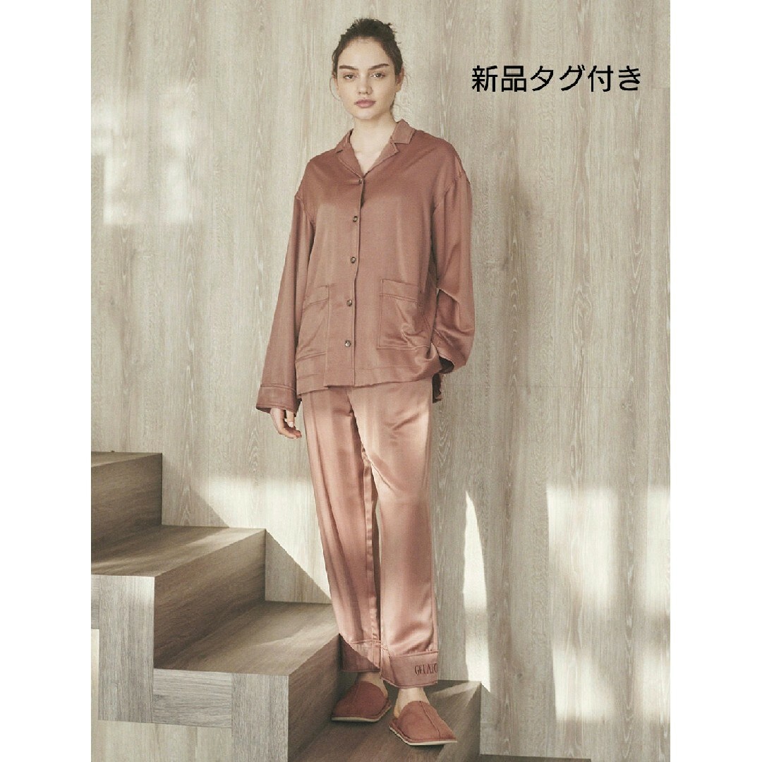 ロゴ刺繍サテンシャツ/ロングパンツセット/トートバック