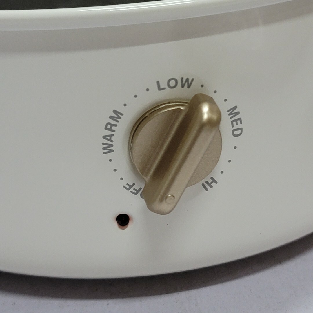 ブルーノ BRUNO マルチグリルポット ホワイト BOE065-WH 料理機器 スマホ/家電/カメラの調理家電(調理機器)の商品写真
