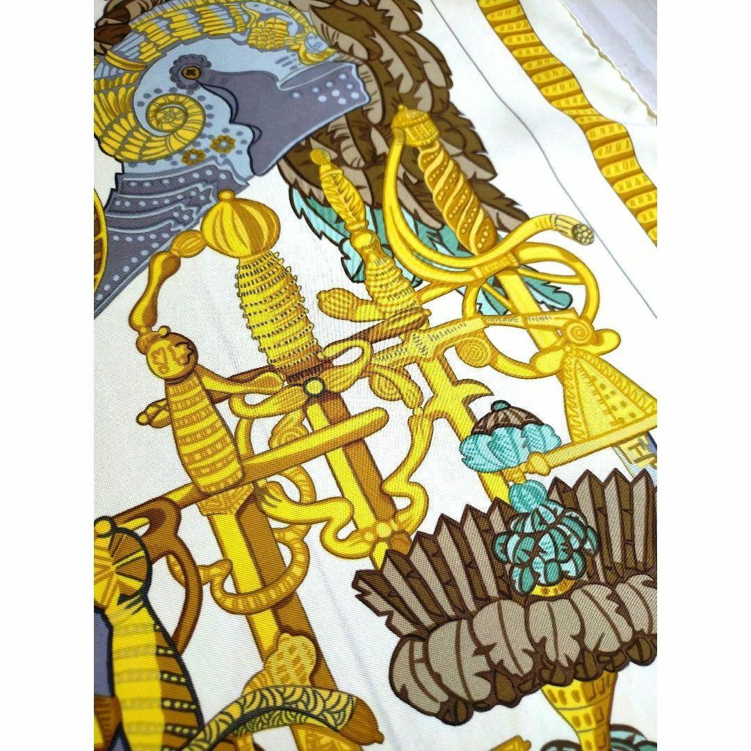 美品 タグあり】HERMES エルメス 羽根飾りの騎兵兜 カレ90 スカーフ