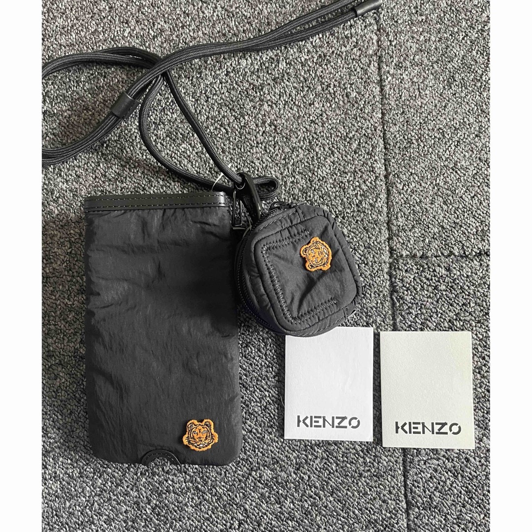 KENZO ケンゾー　マルチケース携帯ケース　AirPodsケース新品　タイガー