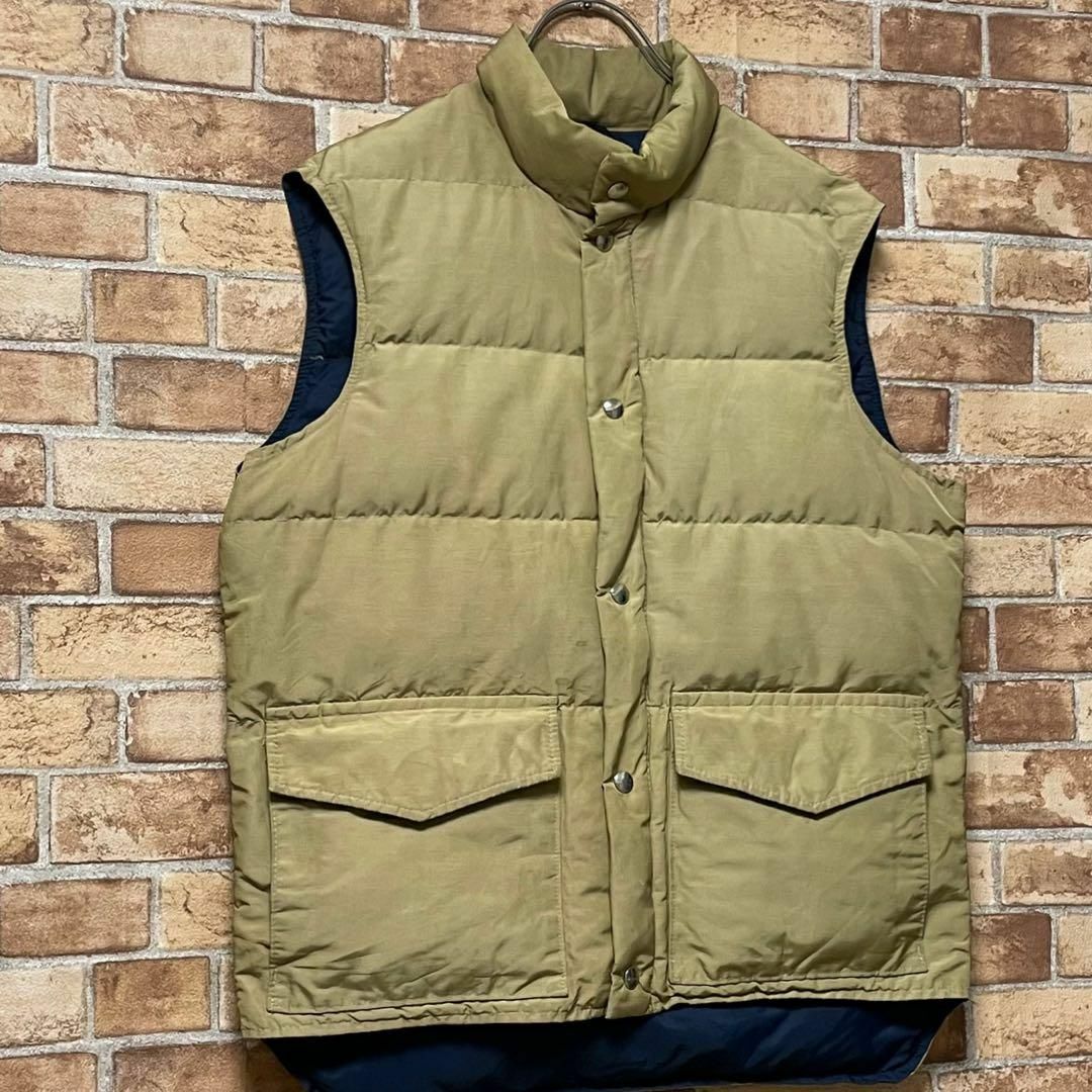 WOOLRICH(ウールリッチ)のウールリッチ　白タグ　ヴィンテージ　ダウンベスト　ジップアップ　肉厚　ベージュ メンズのジャケット/アウター(ダウンベスト)の商品写真