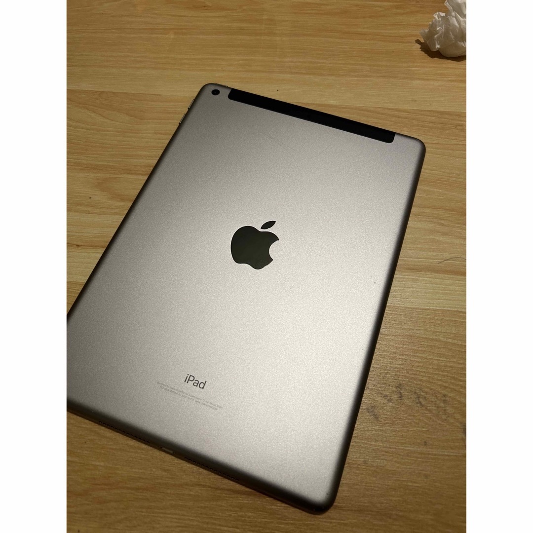 iPad 第6世代　MR6N2J/A Wi-Fi+Cellular 32GB