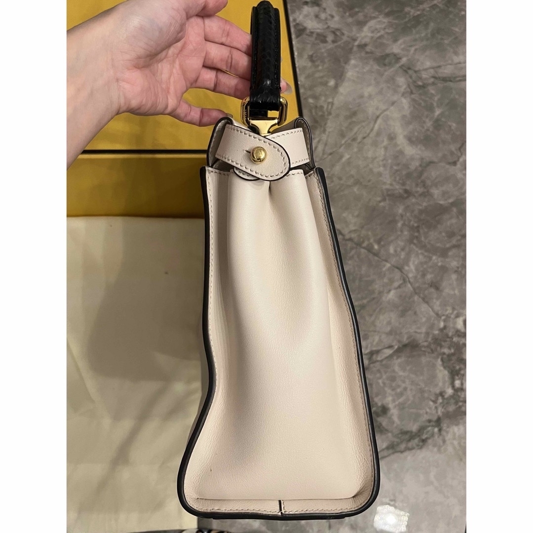 FENDI - FENDI モンスターピーカブー ハラコ ラッピー付の通販 FENDI - FENDI モンスターピーカブー ハラコ ラッピー付の通販