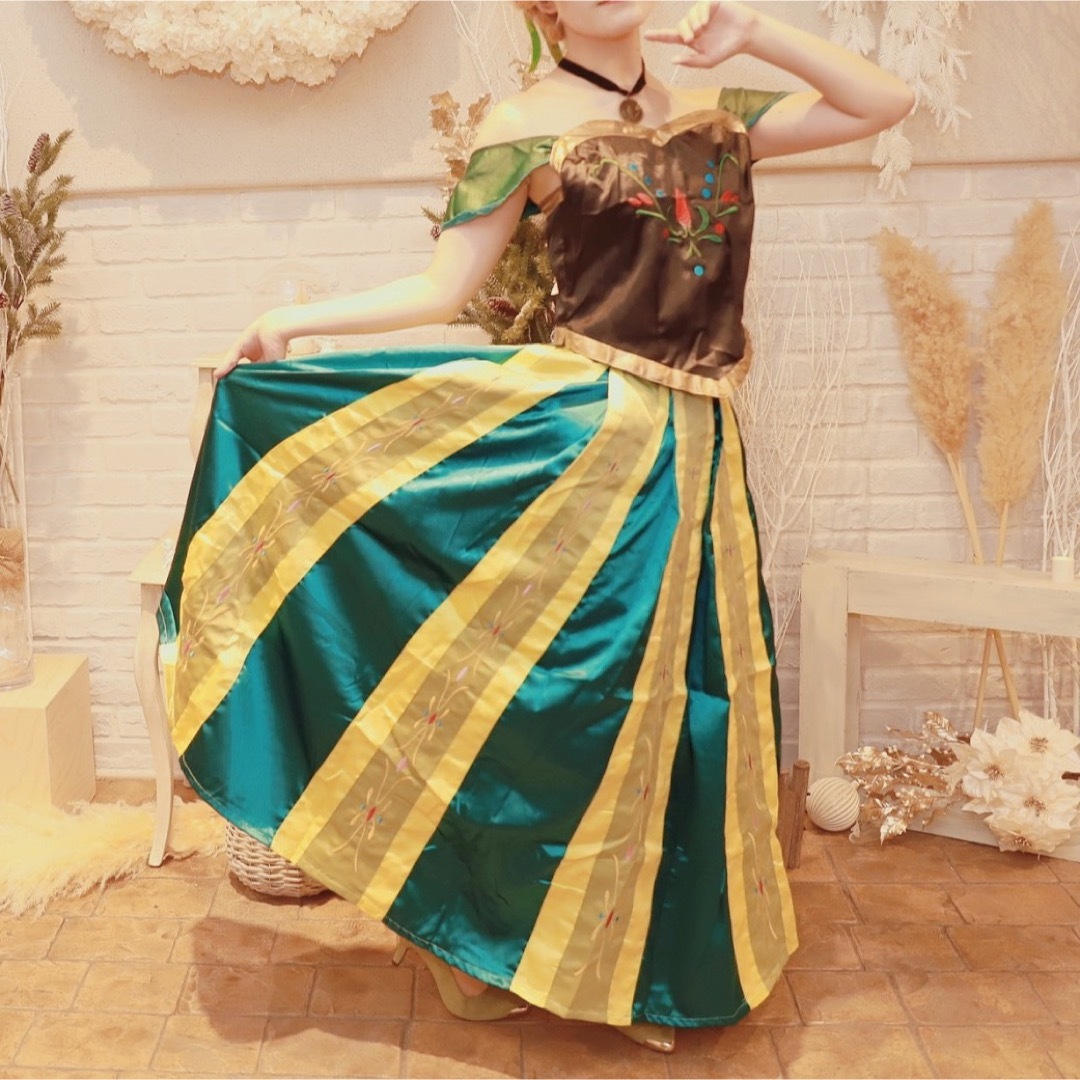 アナと雪の女王 アナ 戴冠式ドレスの通販 by yuki's shop|ラクマ