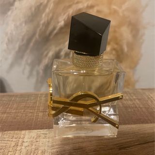 イヴサンローラン(Yves Saint Laurent)のイヴ・サンローラン　リブレオーデパルファム(香水(女性用))