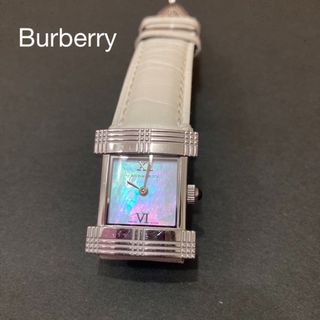 バーバリー(BURBERRY)のBurberry シェル文字盤　チェック　腕時計　(腕時計)