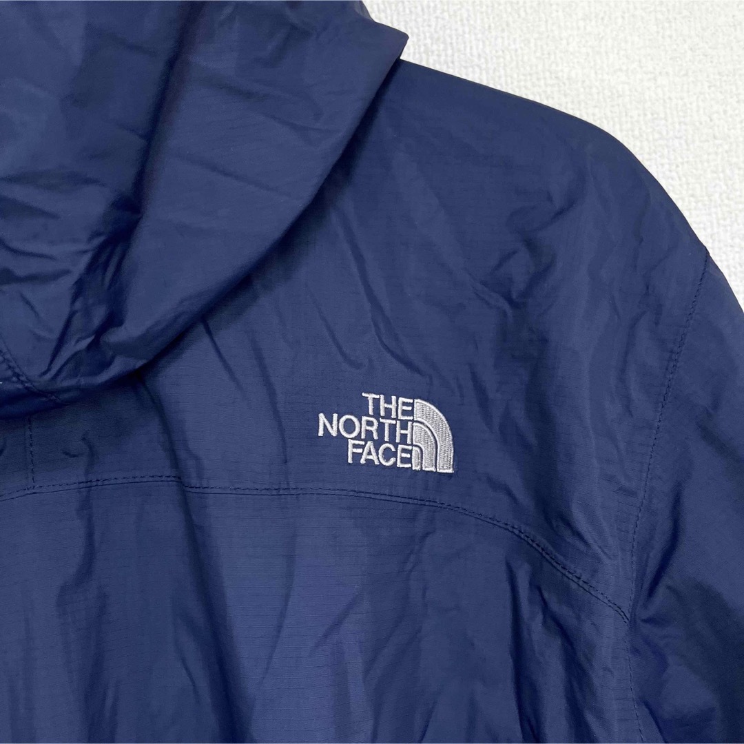 THE NORTH FACE(ザノースフェイス)の美品人気 ノースフェイス マウンテンパーカー メンズM ロゴ刺繍 透湿防水 メンズのジャケット/アウター(マウンテンパーカー)の商品写真