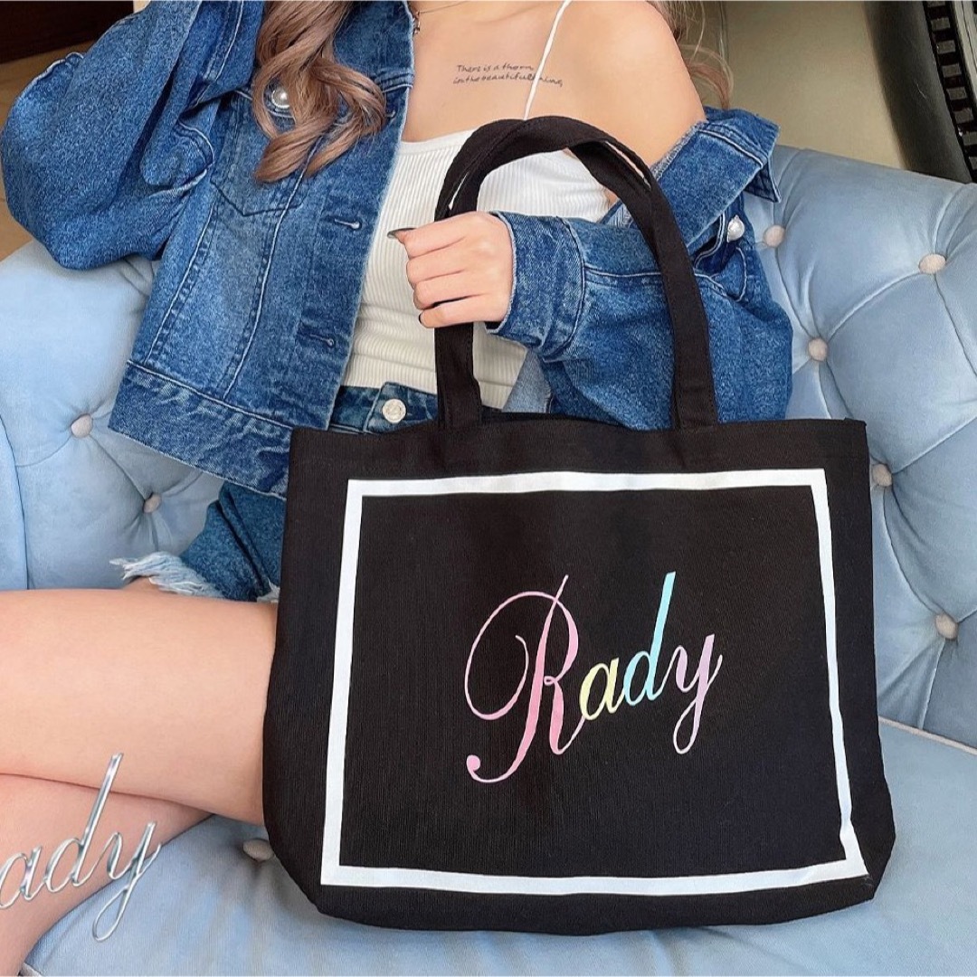 Rady(レディー)のレインボーロゴRadyちゃんトートバッグ レディースのバッグ(トートバッグ)の商品写真