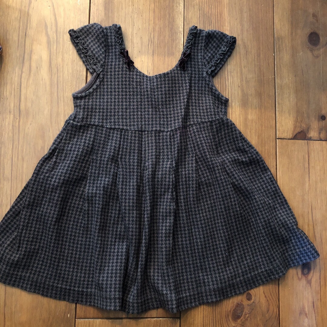 BeBe(ベベ)のBEBE ワンピース 90 千鳥格子 ブラウン フォーマル キッズ/ベビー/マタニティのキッズ服女の子用(90cm~)(ワンピース)の商品写真