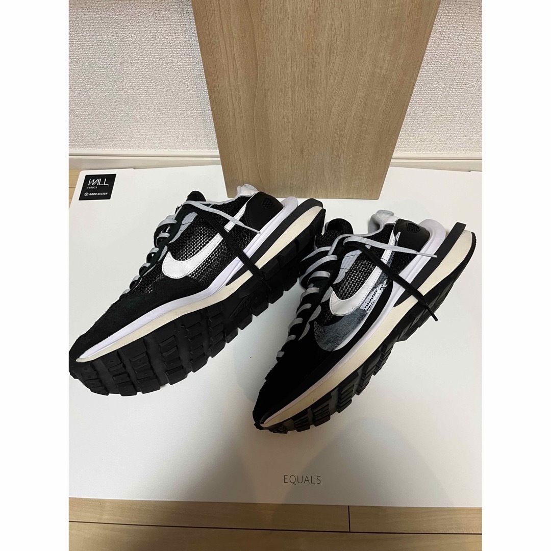 sacai(サカイ)のNike sacai ヴェイパーワッフル　ブラックアンドホワイト31㎝ uk12 メンズの靴/シューズ(スニーカー)の商品写真