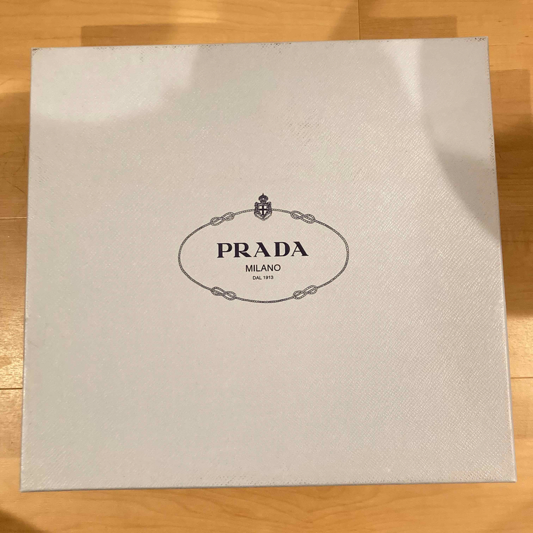 PRADA(プラダ)のPRADA♡新品未使用♡レザー ハートモチーフ プラットフォームシューズ レディースの靴/シューズ(ローファー/革靴)の商品写真