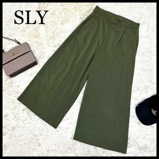 スライ(SLY)のSLY スライ ガウチョパンツ クロップド カジュアル カーキ M(カジュアルパンツ)