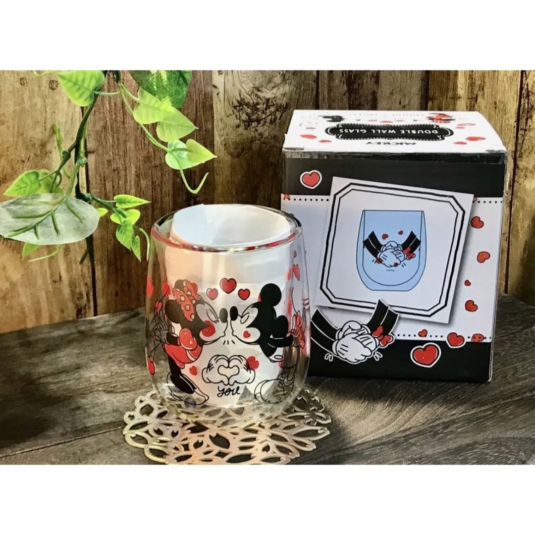 Disney(ディズニー)の【 匿名配送 】ディズニー　ミッキー&ミニー　ダブルウォールグラス　耐熱ガラス インテリア/住まい/日用品のキッチン/食器(グラス/カップ)の商品写真