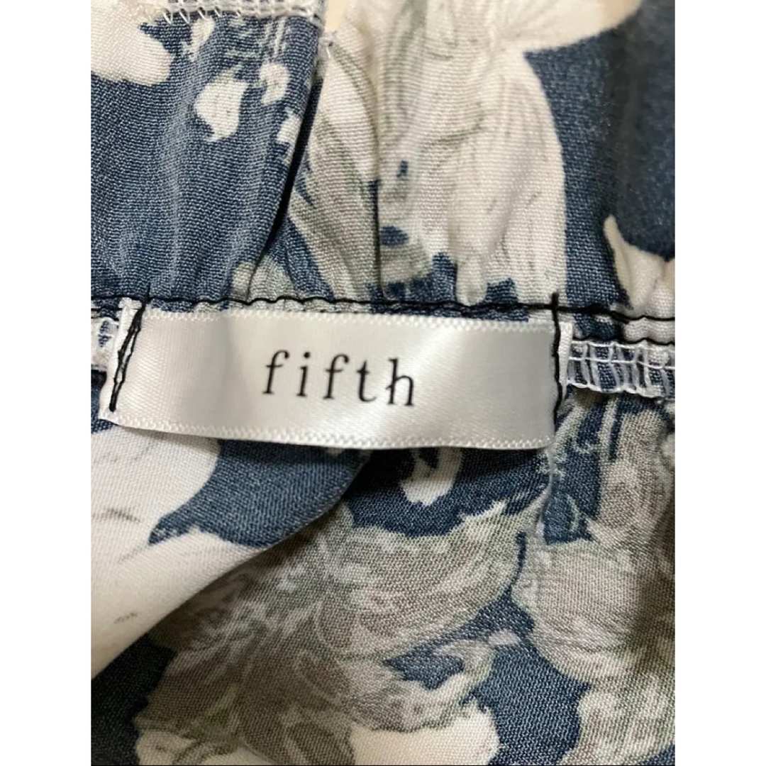 fifth(フィフス)のfifth ハイネックレトロフラワーワンピース　ネイビー レディースのワンピース(ロングワンピース/マキシワンピース)の商品写真