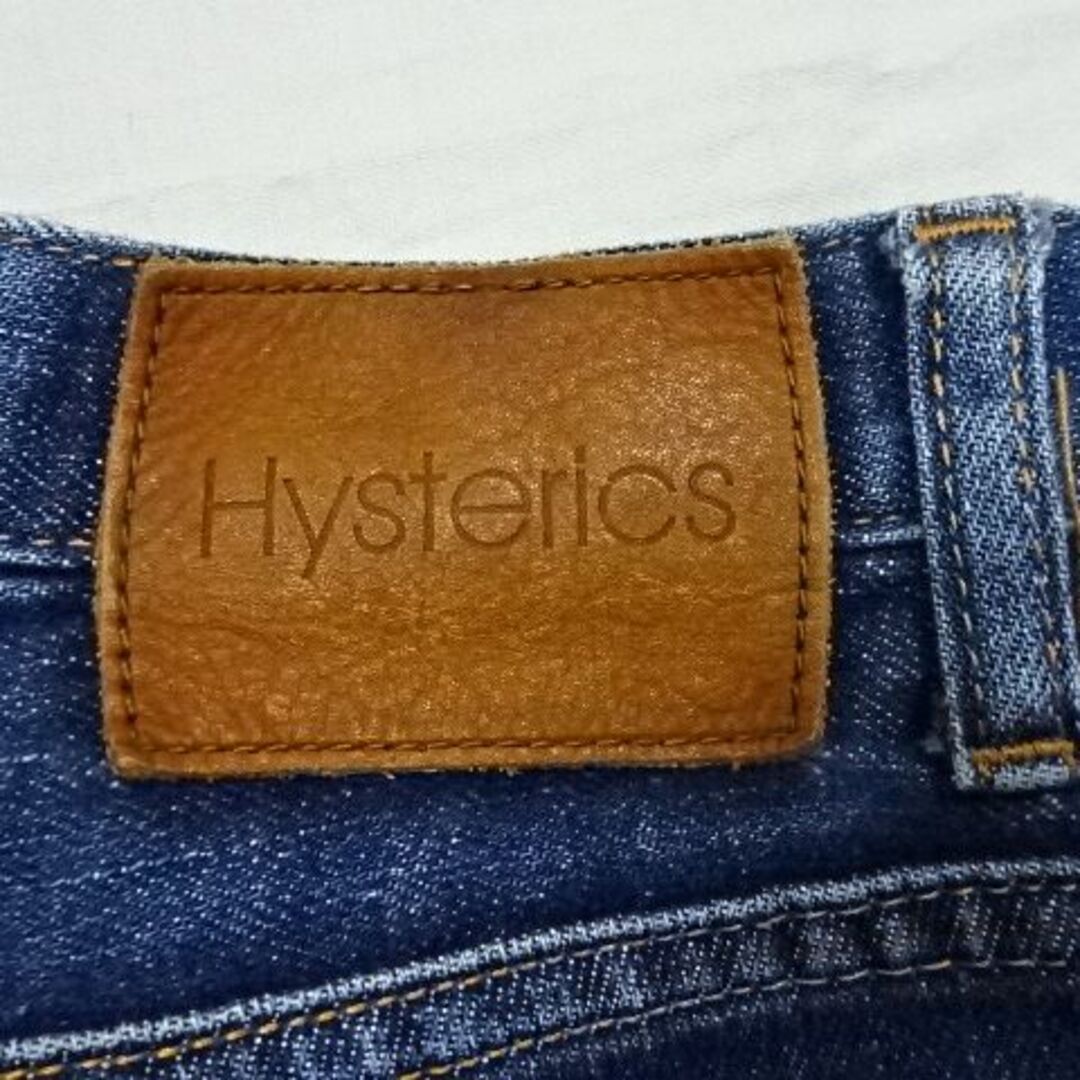 HYSTERICS(ヒステリックス)のヒステリックス☆ボタンフライスリムストレート☆S☆ウェスト約72cm レディースのパンツ(デニム/ジーンズ)の商品写真