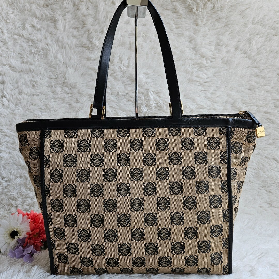 LOEWE ロエベ A4可 肩かけ可 リピート アナグラム トートバッグ