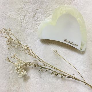 値下げ♡シアタープロダクツ♡アクリルハートヘアクリップ