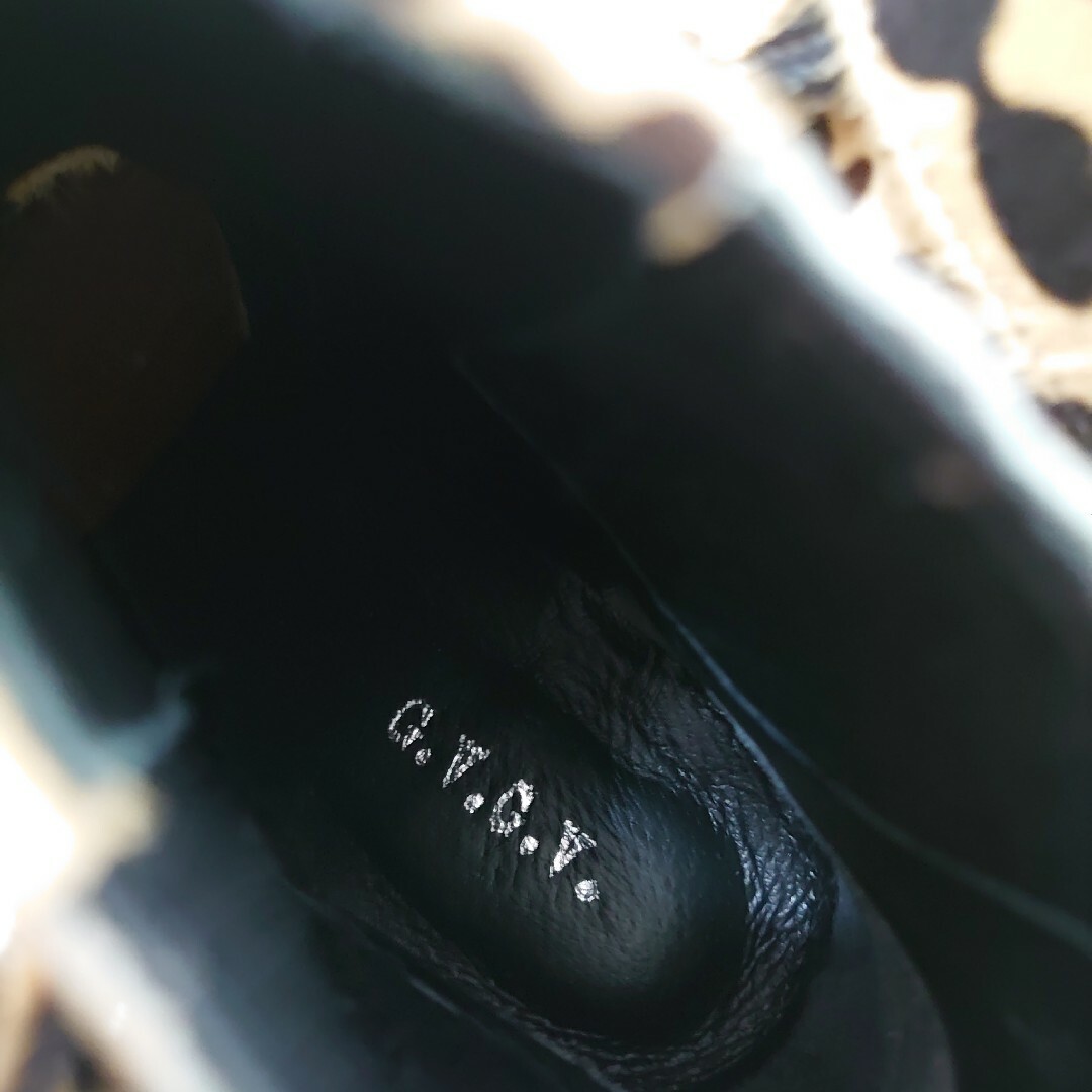 ルイ・ヴィトン 黒 スエード ロングブーツ レオパード柄 ルイ・ヴィトン 黒 スエード ロングブーツ レオパード柄