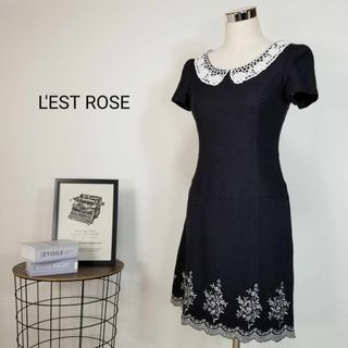 レストローズ(L'EST ROSE)の美品レストローズ日本製レース襟フラワーエンブロイダリーワンピース黒MT草花刺繍(ひざ丈ワンピース)