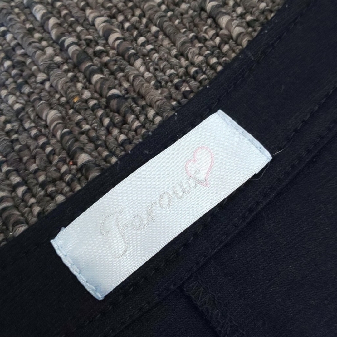 Feroux(フェルゥ)のフェルゥ黒ジャケット レディースのジャケット/アウター(ノーカラージャケット)の商品写真