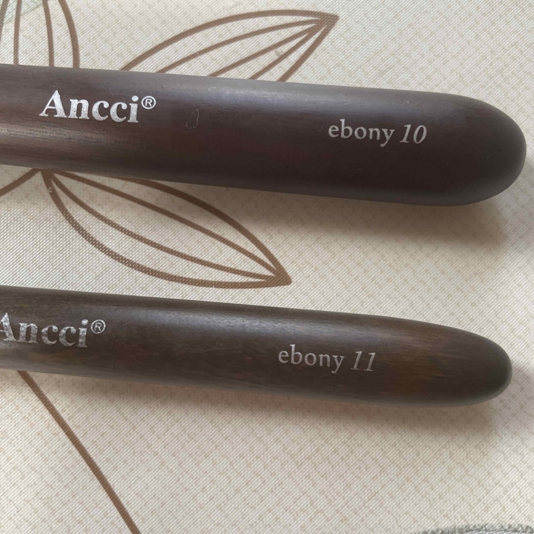 アンシブラシ Ancci brush ebony10＆ebony11 コスメ/美容のメイク道具/ケアグッズ(ブラシ・チップ)の商品写真