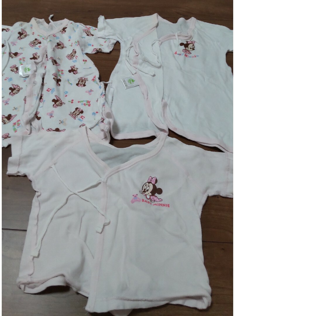 Disney(ディズニー)の新生児肌着ミニーちゃんセット キッズ/ベビー/マタニティのベビー服(~85cm)(肌着/下着)の商品写真